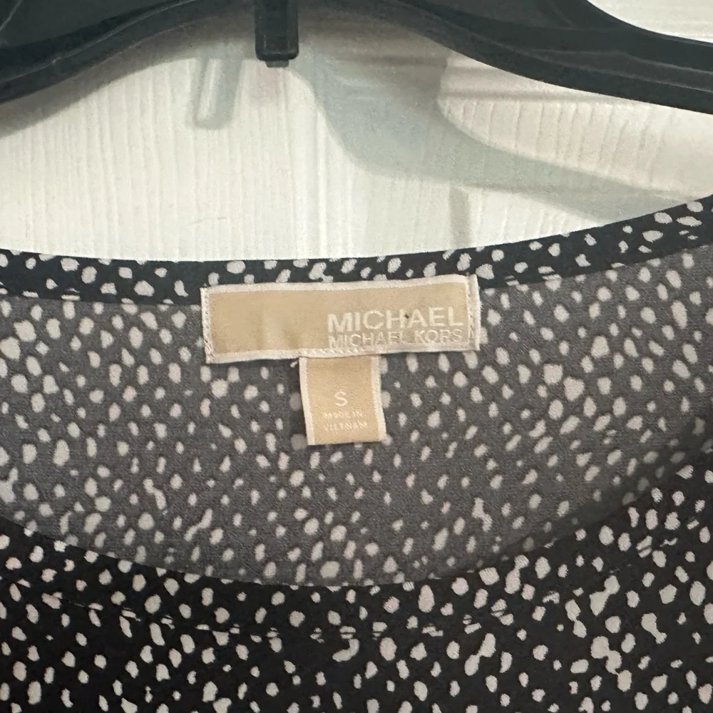 Michael Kors Women’s Printed 3/4 Sleeve Top Stretch Blouse‎ - Size Small